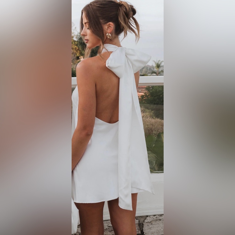 Show Me Your MuMu White Back-Bow Mini Dress